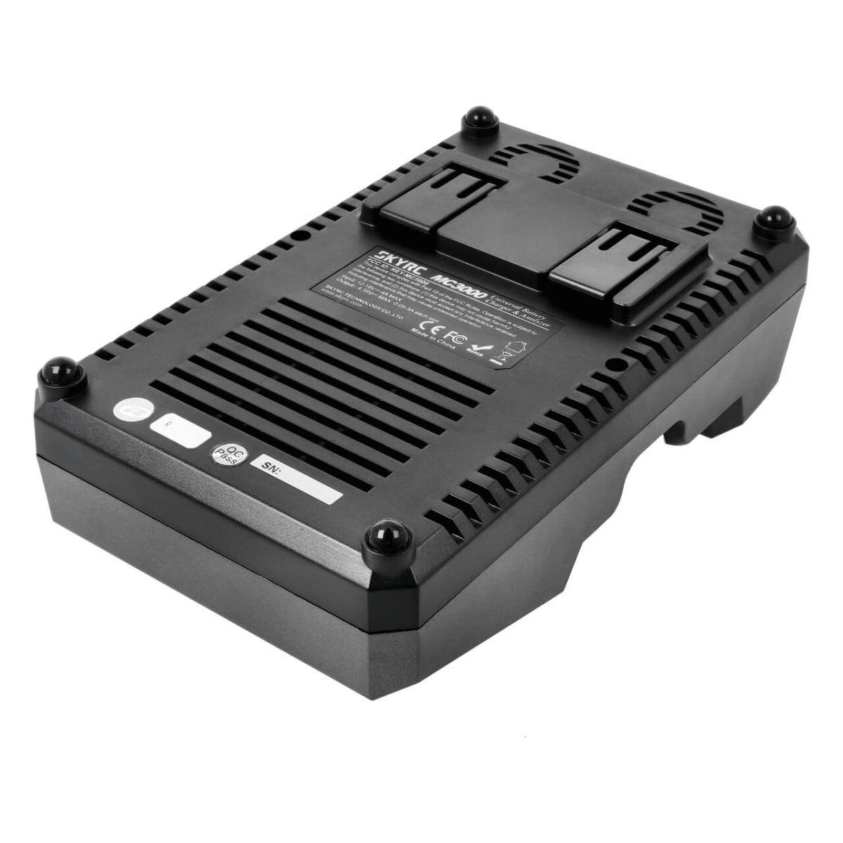 SkyRC MC3000 Ladegerät Analyzer für 4xAA/AAA DC 4A